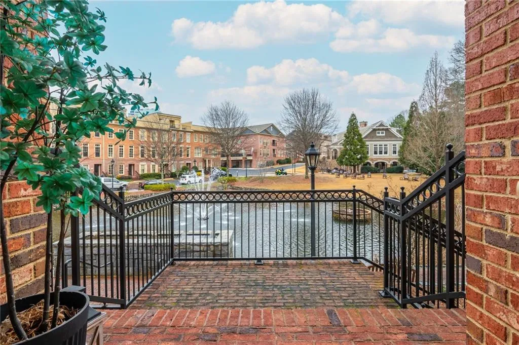 1415 River Vista Drive, Atlanta, Georgia 30339, 3 Bedrooms Bedrooms, ,3 BathroomsBathrooms,Residential,For Sale,1415 River Vista Drive,7731509