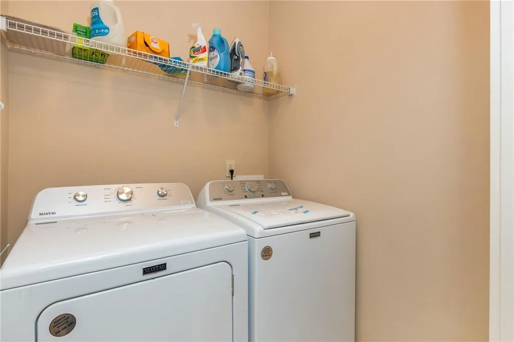 1415 River Vista Drive, Atlanta, Georgia 30339, 3 Bedrooms Bedrooms, 0 ,3 BathroomsBathrooms,Residential,For Sale,1415 River Vista Drive,7731509