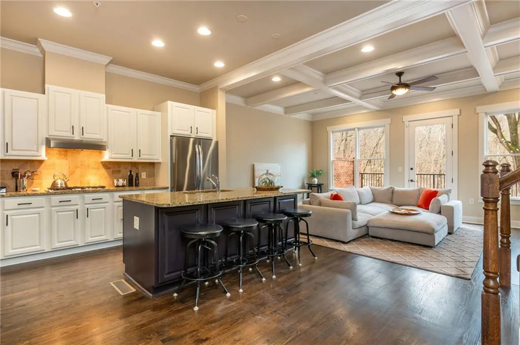 1415 River Vista Drive, Atlanta, Georgia 30339, 3 Bedrooms Bedrooms, 0 ,3 BathroomsBathrooms,Residential,For Sale,1415 River Vista Drive,7731509