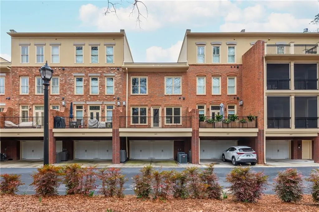 1415 River Vista Drive, Atlanta, Georgia 30339, 3 Bedrooms Bedrooms, 0 ,3 BathroomsBathrooms,Residential,For Sale,1415 River Vista Drive,7731509