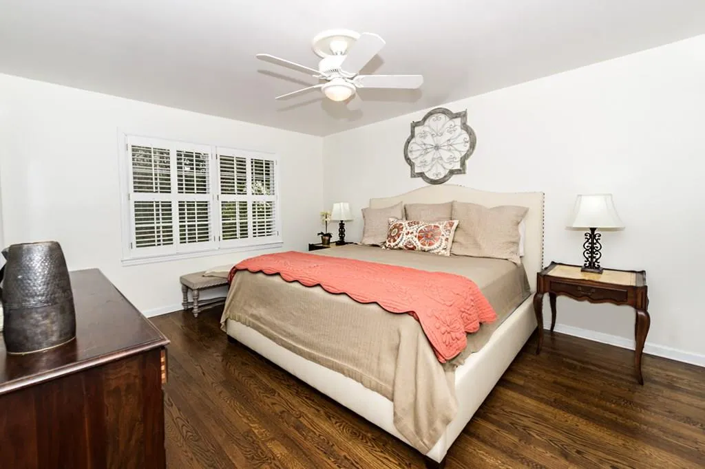 305 Forest Valley Court, Atlanta, Georgia 30342, 4 Bedrooms Bedrooms, ,2 BathroomsBathrooms,Residential,Sold,305 Forest Valley Court,5987823