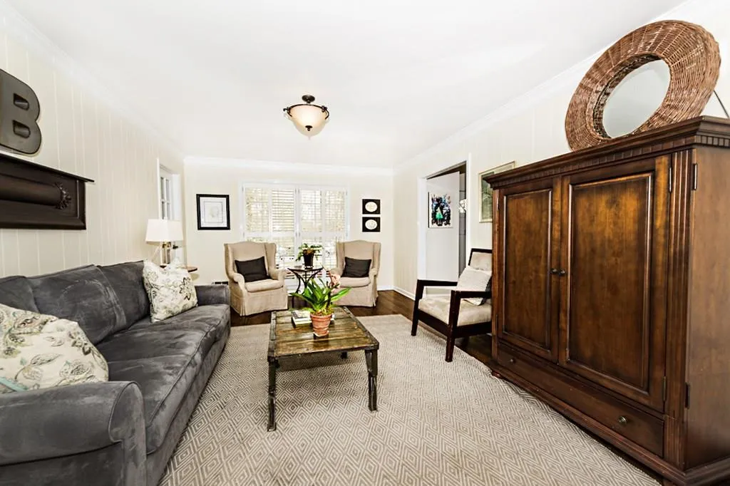 305 Forest Valley Court, Atlanta, Georgia 30342, 4 Bedrooms Bedrooms, ,2 BathroomsBathrooms,Residential,Sold,305 Forest Valley Court,5987823