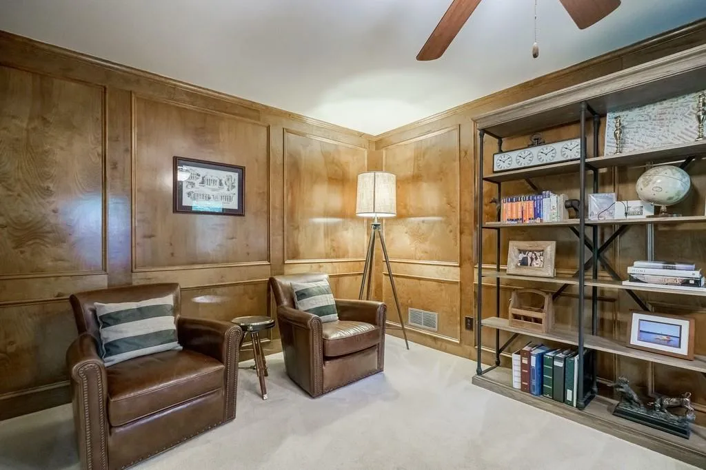 175 Old College Way, Sandy Springs, Georgia 30328, 5 Bedrooms Bedrooms, ,3 BathroomsBathrooms,Residential,Sold,175 Old College Way,7223747