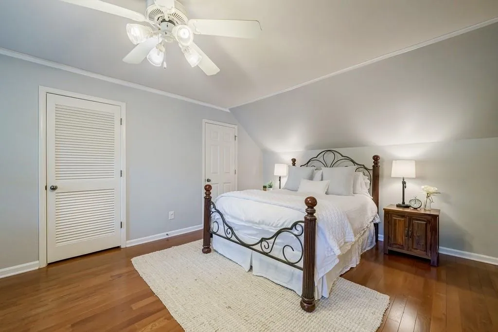 175 Old College Way, Sandy Springs, Georgia 30328, 5 Bedrooms Bedrooms, ,3 BathroomsBathrooms,Residential,Sold,175 Old College Way,7223747