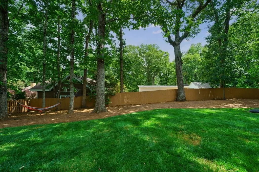 175 Old College Way, Sandy Springs, Georgia 30328, 5 Bedrooms Bedrooms, ,3 BathroomsBathrooms,Residential,Sold,175 Old College Way,7223747