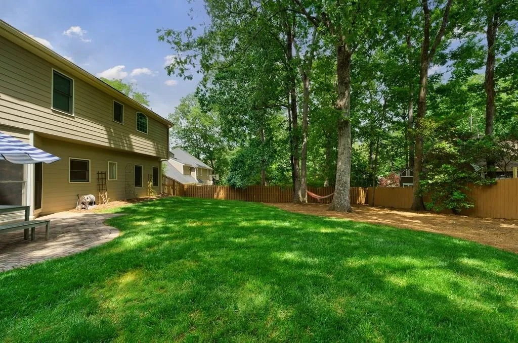 175 Old College Way, Sandy Springs, Georgia 30328, 5 Bedrooms Bedrooms, ,3 BathroomsBathrooms,Residential,Sold,175 Old College Way,7223747