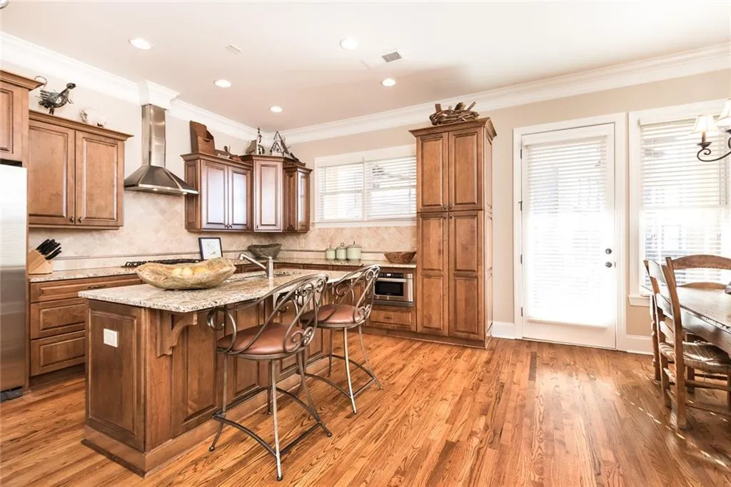 6093 City Walk Lane, Atlanta, Georgia 30328, 3 Bedrooms Bedrooms, ,3 BathroomsBathrooms,Residential,Sold,6093 City Walk Lane,5628689