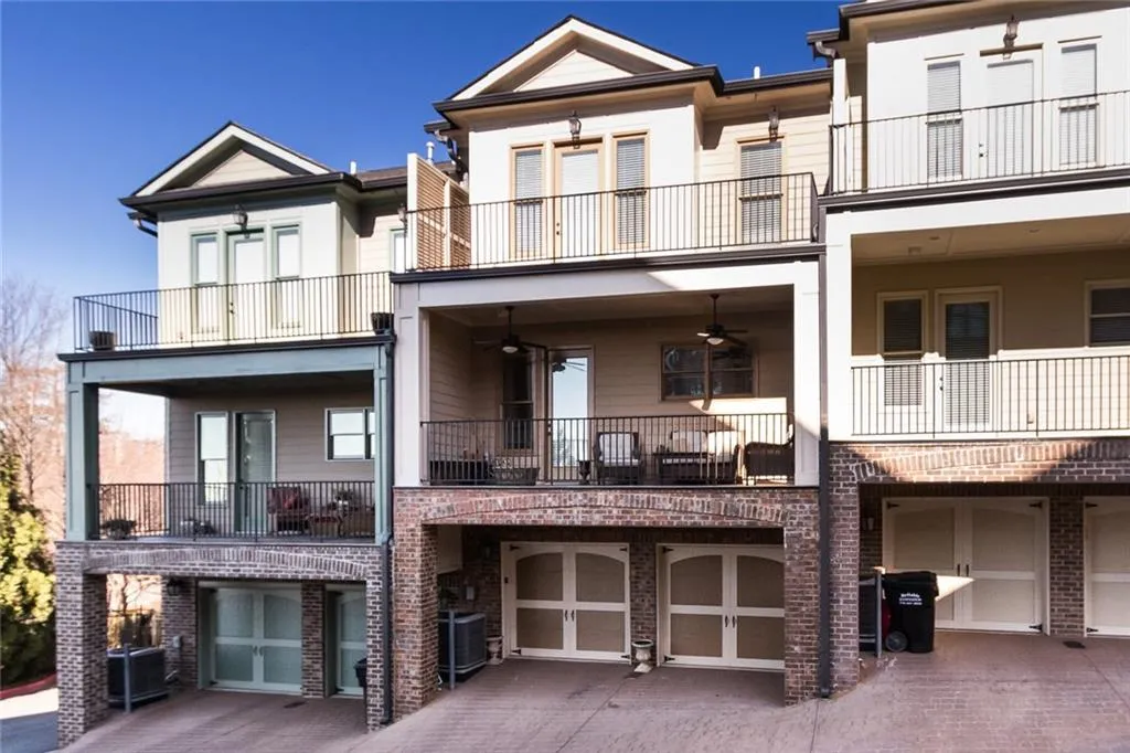 6093 City Walk Lane, Atlanta, Georgia 30328, 3 Bedrooms Bedrooms, ,3 BathroomsBathrooms,Residential,Sold,6093 City Walk Lane,5628689 6093 City Walk Lane, Atlanta, Georgia 30328, 3 Bedrooms Bedrooms, ,3 BathroomsBathrooms,Residential,Sold,6093 City Walk Lane,5628689