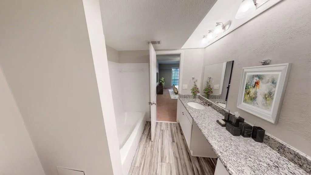 6851 Roswell Road Unit H12, Atlanta, Georgia 30328, 2 Bedrooms Bedrooms, ,2 BathroomsBathrooms,Residential,Sold,6851 Roswell Road Unit H12,6101637