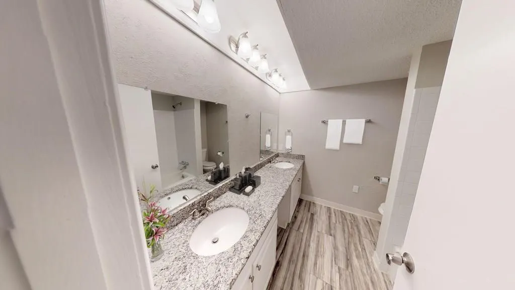 6851 Roswell Road Unit H12, Atlanta, Georgia 30328, 2 Bedrooms Bedrooms, ,2 BathroomsBathrooms,Residential,Sold,6851 Roswell Road Unit H12,6101637