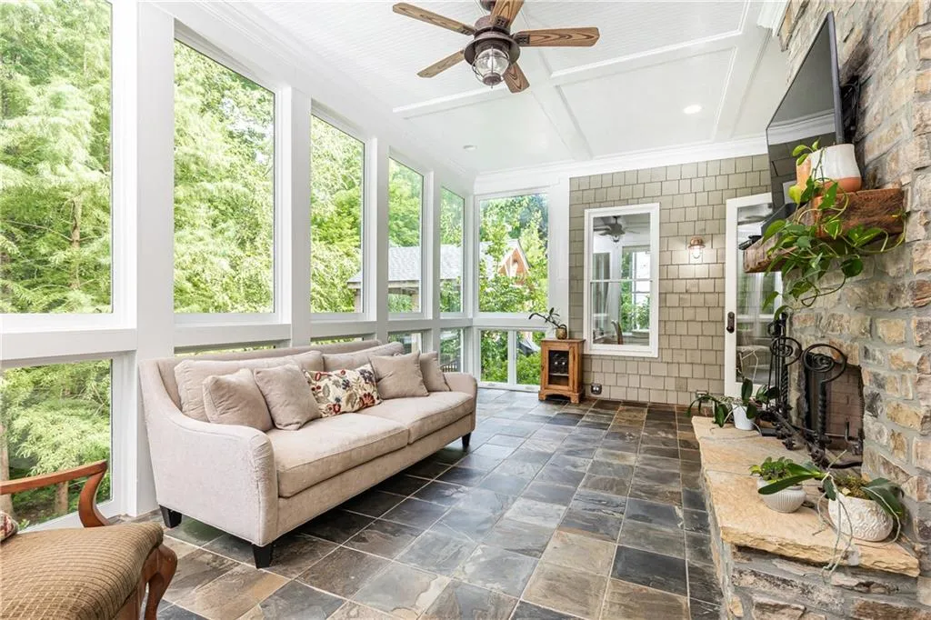 4770 E Conway Drive Nw, Atlanta, Georgia 30327, 6 Bedrooms Bedrooms, ,5 BathroomsBathrooms,Residential,Sold,4770 E Conway Drive Nw,7399613