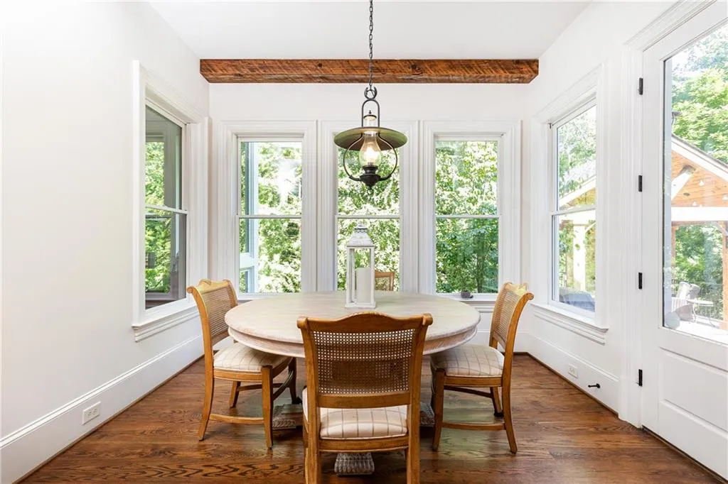 4770 E Conway Drive Nw, Atlanta, Georgia 30327, 6 Bedrooms Bedrooms, ,5 BathroomsBathrooms,Residential,Sold,4770 E Conway Drive Nw,7399613