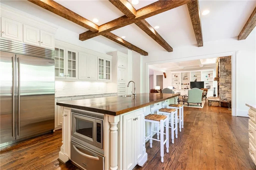 4770 E Conway Drive Nw, Atlanta, Georgia 30327, 6 Bedrooms Bedrooms, ,5 BathroomsBathrooms,Residential,Sold,4770 E Conway Drive Nw,7399613