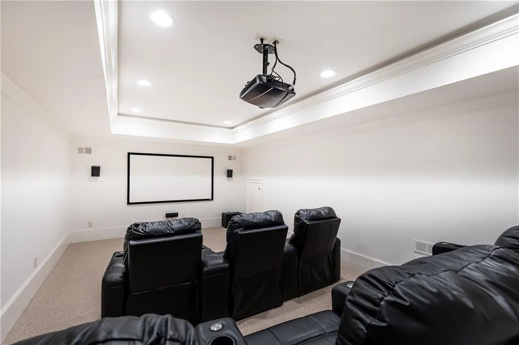 4770 E Conway Drive Nw, Atlanta, Georgia 30327, 6 Bedrooms Bedrooms, ,5 BathroomsBathrooms,Residential,Sold,4770 E Conway Drive Nw,7399613