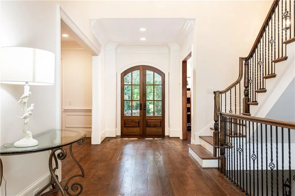 4770 E Conway Drive Nw, Atlanta, Georgia 30327, 6 Bedrooms Bedrooms, ,5 BathroomsBathrooms,Residential,Sold,4770 E Conway Drive Nw,7399613