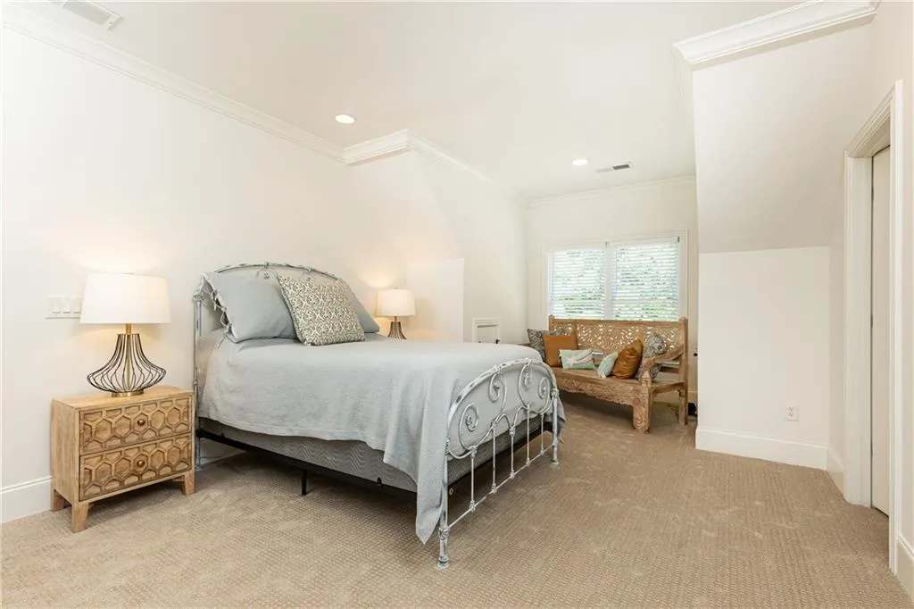 4770 E Conway Drive Nw, Atlanta, Georgia 30327, 6 Bedrooms Bedrooms, ,5 BathroomsBathrooms,Residential,Sold,4770 E Conway Drive Nw,7399613