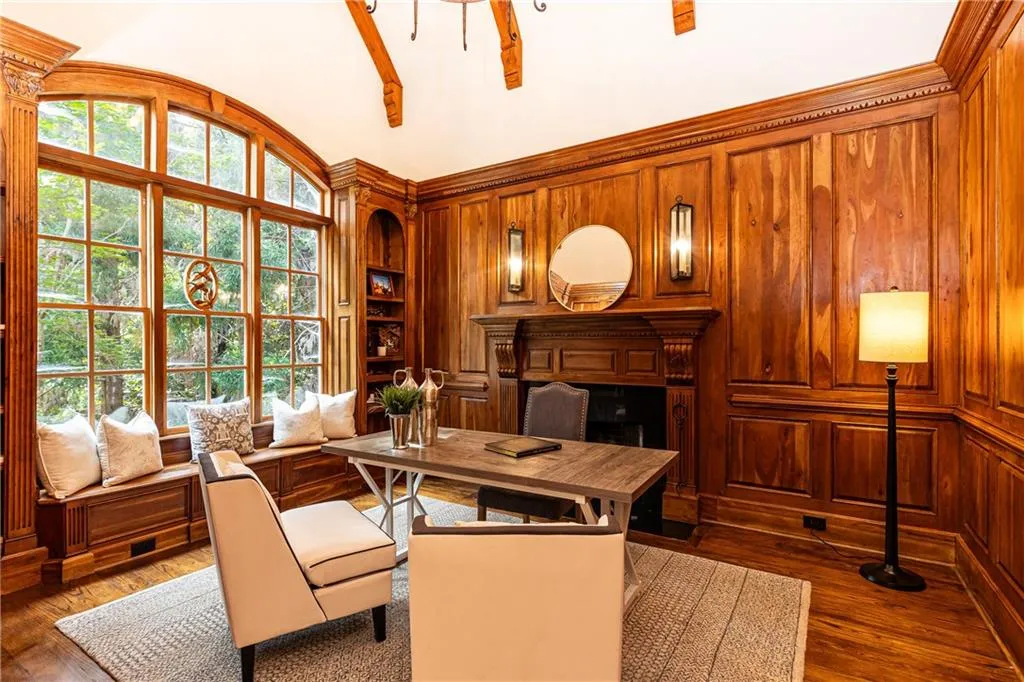 4770 E Conway Drive Nw, Atlanta, Georgia 30327, 6 Bedrooms Bedrooms, ,5 BathroomsBathrooms,Residential,Sold,4770 E Conway Drive Nw,7399613