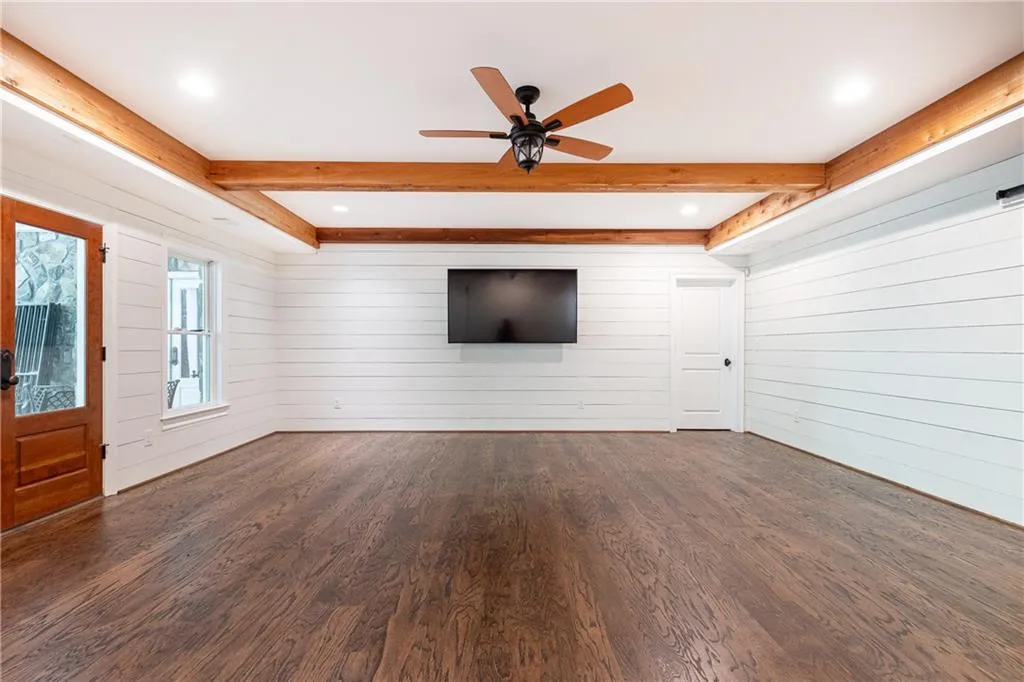 4770 E Conway Drive Nw, Atlanta, Georgia 30327, 6 Bedrooms Bedrooms, ,5 BathroomsBathrooms,Residential,Sold,4770 E Conway Drive Nw,7399613