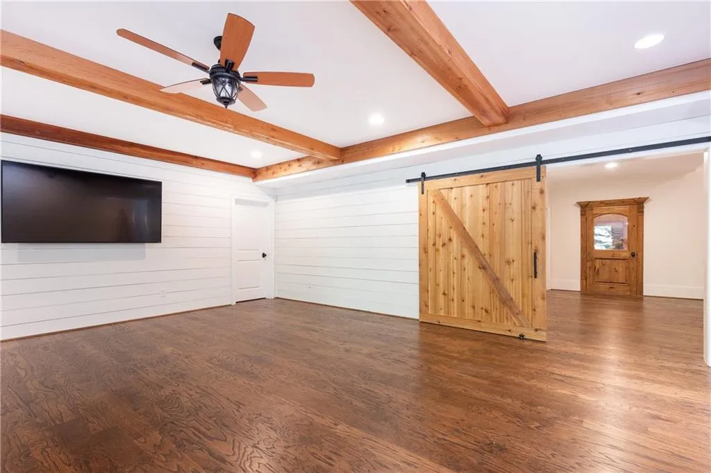 4770 E Conway Drive Nw, Atlanta, Georgia 30327, 6 Bedrooms Bedrooms, ,5 BathroomsBathrooms,Residential,Sold,4770 E Conway Drive Nw,7399613