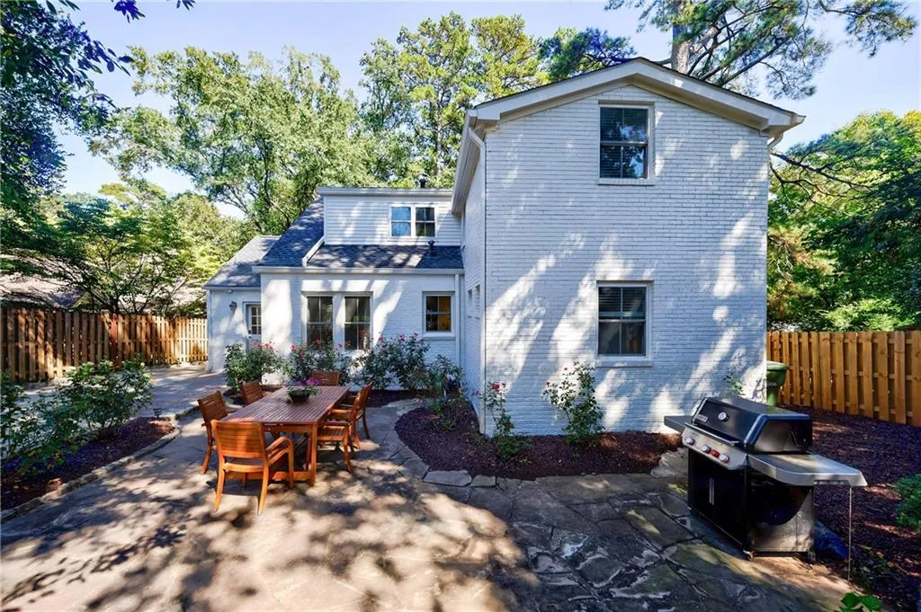 2840 Alpine Road, Atlanta, Georgia 30305, 5 Bedrooms Bedrooms, ,4 BathroomsBathrooms,Residential,For Sale,2840 Alpine Road,7649815