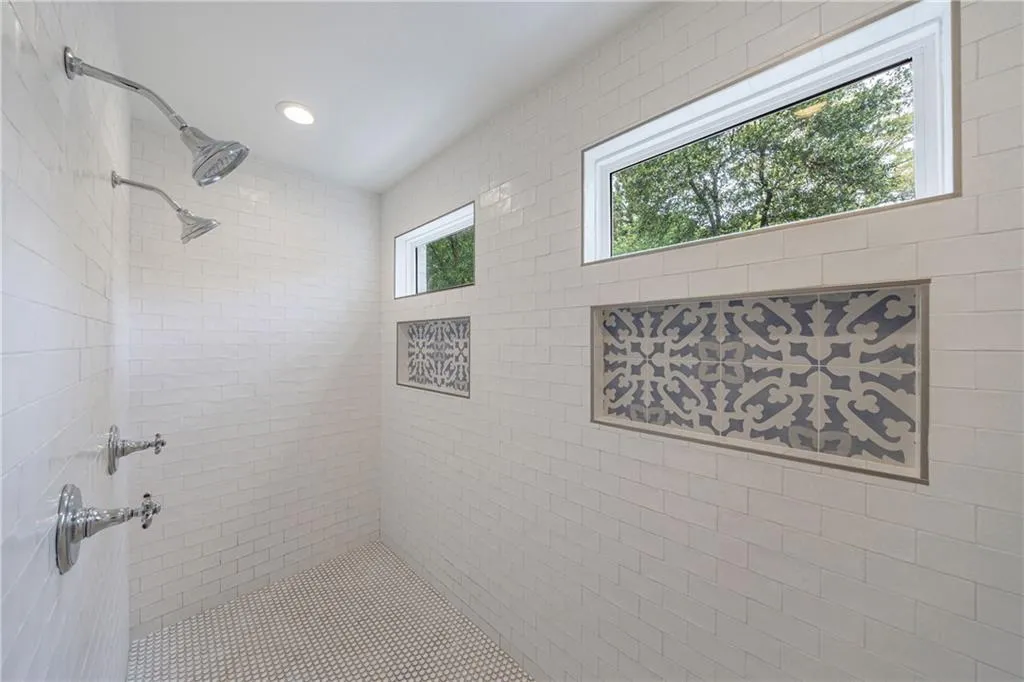 2840 Alpine Road, Atlanta, Georgia 30305, 5 Bedrooms Bedrooms, ,4 BathroomsBathrooms,Residential,For Sale,2840 Alpine Road,7649815