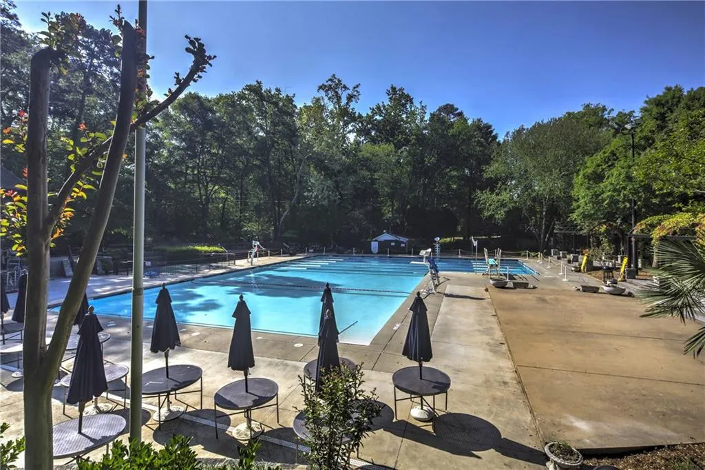2840 Alpine Road, Atlanta, Georgia 30305, 5 Bedrooms Bedrooms, ,4 BathroomsBathrooms,Residential,For Sale,2840 Alpine Road,7649815