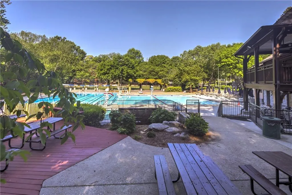 2840 Alpine Road, Atlanta, Georgia 30305, 5 Bedrooms Bedrooms, ,4 BathroomsBathrooms,Residential,For Sale,2840 Alpine Road,7649815