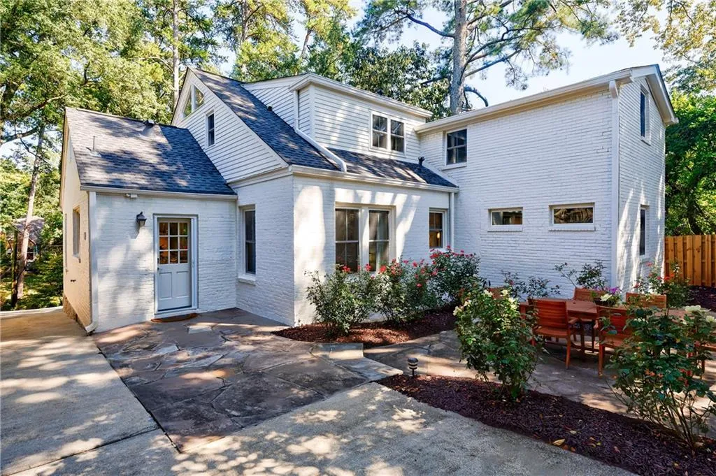 2840 Alpine Road, Atlanta, Georgia 30305, 5 Bedrooms Bedrooms, ,4 BathroomsBathrooms,Residential,For Sale,2840 Alpine Road,7649815