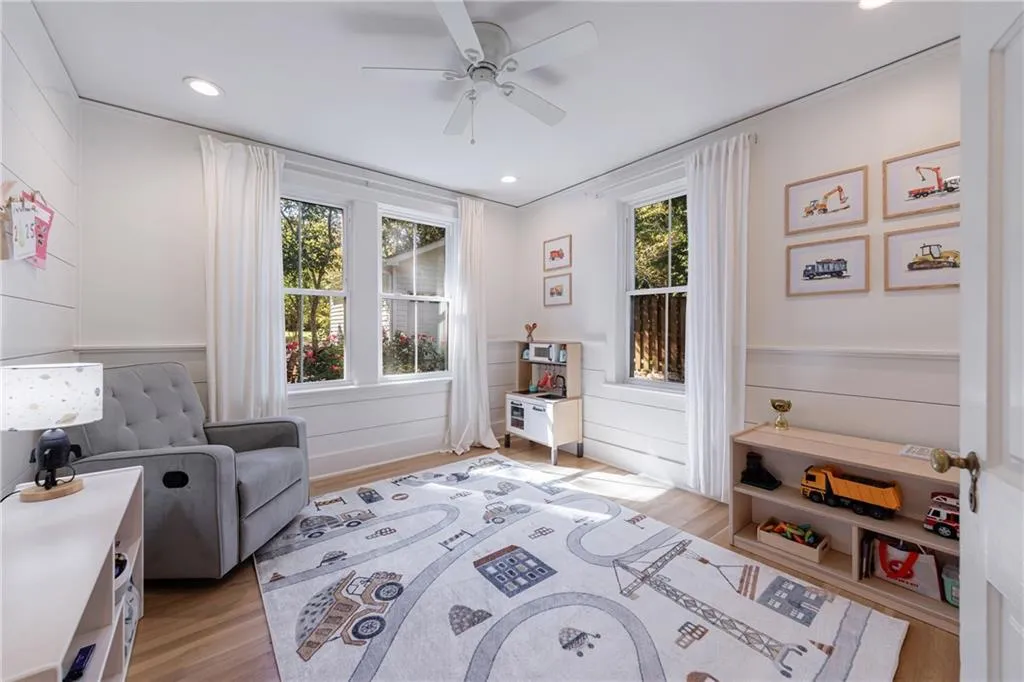 2840 Alpine Road, Atlanta, Georgia 30305, 5 Bedrooms Bedrooms, ,4 BathroomsBathrooms,Residential,For Sale,2840 Alpine Road,7649815