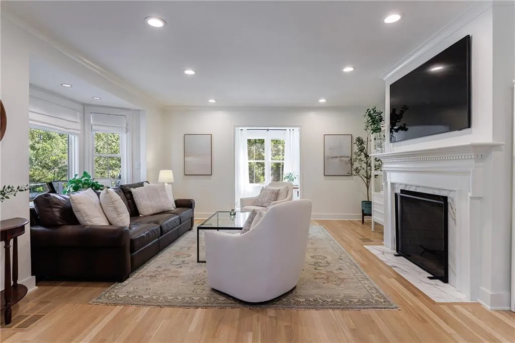 2840 Alpine Road, Atlanta, Georgia 30305, 5 Bedrooms Bedrooms, ,4 BathroomsBathrooms,Residential,For Sale,2840 Alpine Road,7649815