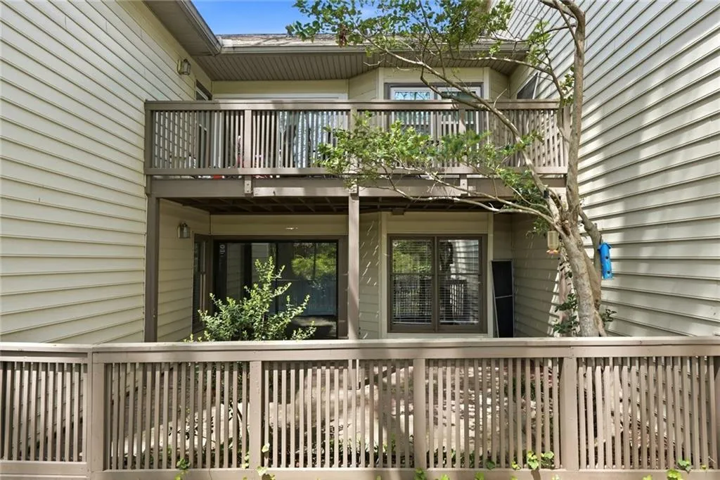Entrance to property
