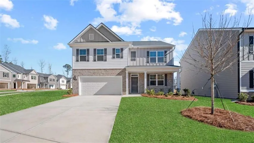 104 White Spruce Way, Newnan, Georgia 30265