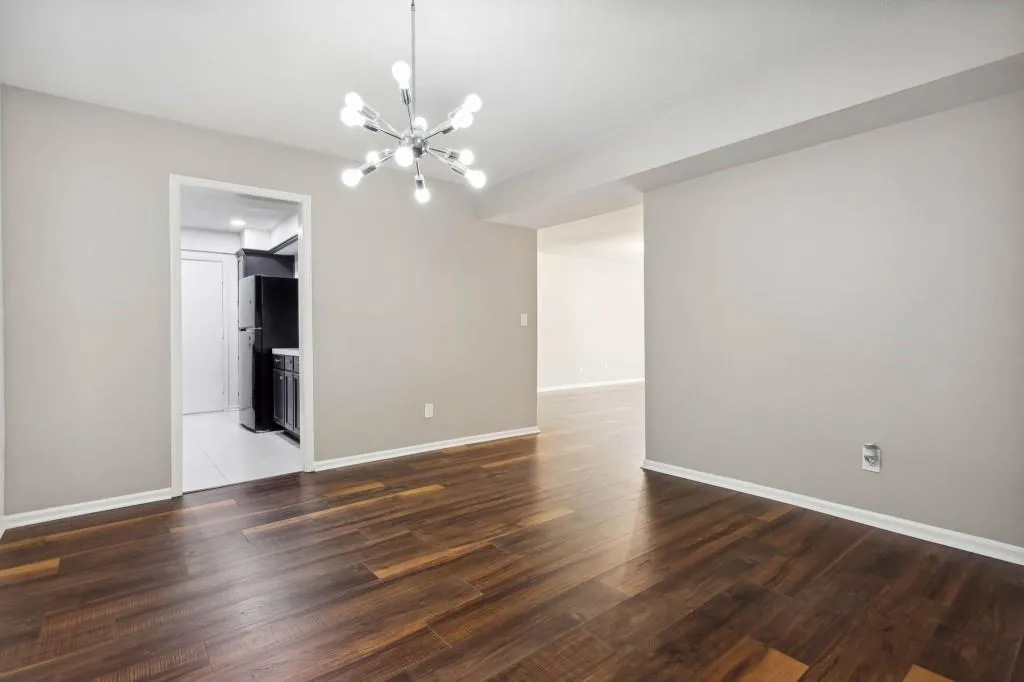 6851 Roswell Road Unit B-9, Sandy Springs, Georgia 30328, 3 Bedrooms Bedrooms, ,2 BathroomsBathrooms,Residential,Sold,6851 Roswell Road Unit B-9,7215884