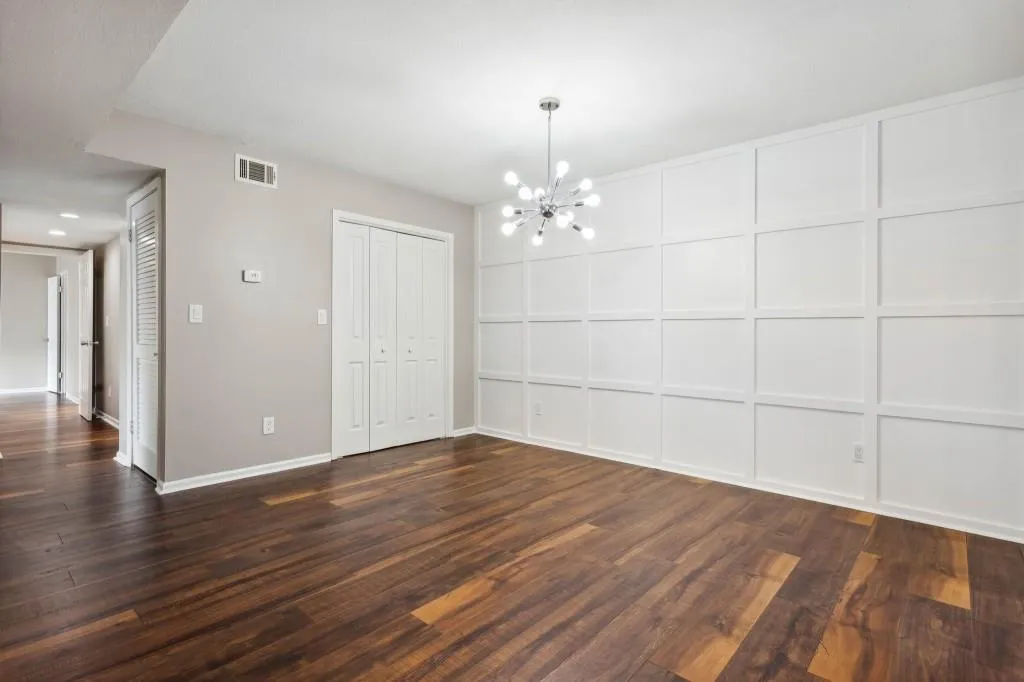 6851 Roswell Road Unit B-9, Sandy Springs, Georgia 30328, 3 Bedrooms Bedrooms, ,2 BathroomsBathrooms,Residential,Sold,6851 Roswell Road Unit B-9,7215884