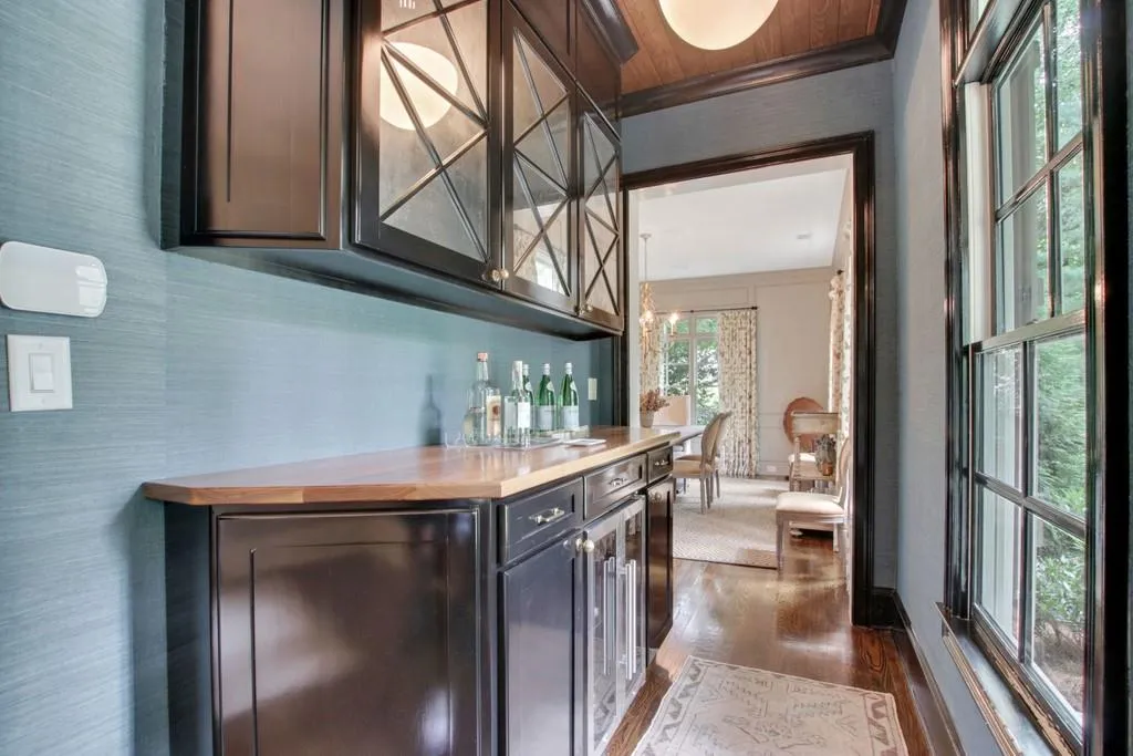 4585 Powers Ferry Road Nw, Atlanta, Georgia 30327, 5 Bedrooms Bedrooms, ,5 BathroomsBathrooms,Residential,Sold,4585 Powers Ferry Road Nw,6768300