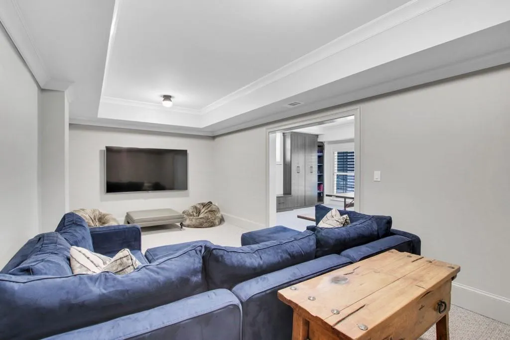 4585 Powers Ferry Road Nw, Atlanta, Georgia 30327, 5 Bedrooms Bedrooms, ,5 BathroomsBathrooms,Residential,Sold,4585 Powers Ferry Road Nw,6768300