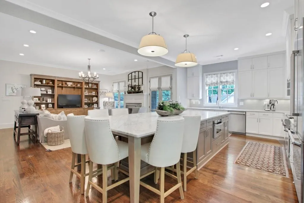 4585 Powers Ferry Road Nw, Atlanta, Georgia 30327, 5 Bedrooms Bedrooms, ,5 BathroomsBathrooms,Residential,Sold,4585 Powers Ferry Road Nw,6768300