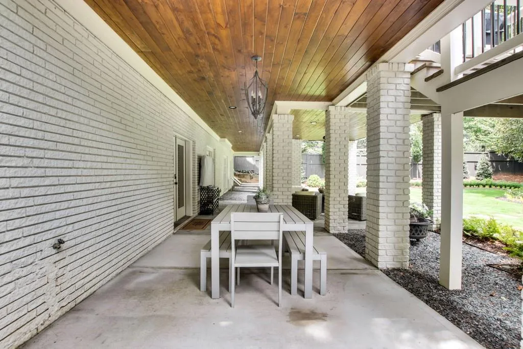 4585 Powers Ferry Road Nw, Atlanta, Georgia 30327, 5 Bedrooms Bedrooms, ,5 BathroomsBathrooms,Residential,Sold,4585 Powers Ferry Road Nw,6768300