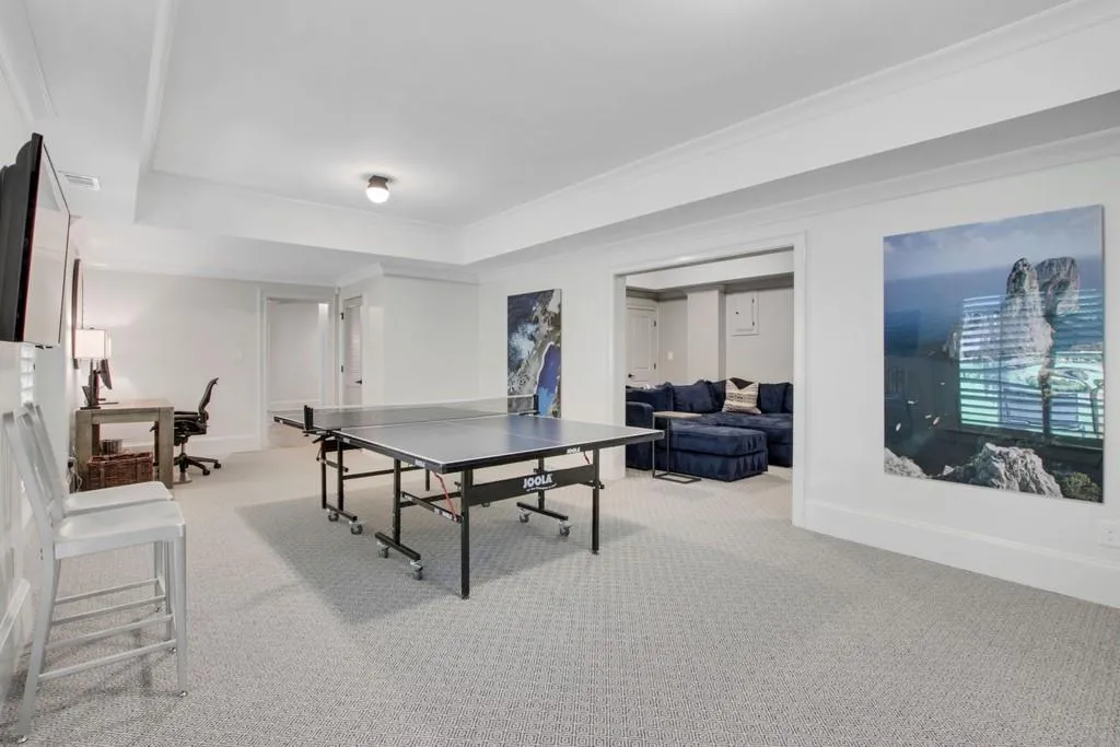 4585 Powers Ferry Road Nw, Atlanta, Georgia 30327, 5 Bedrooms Bedrooms, ,5 BathroomsBathrooms,Residential,Sold,4585 Powers Ferry Road Nw,6768300