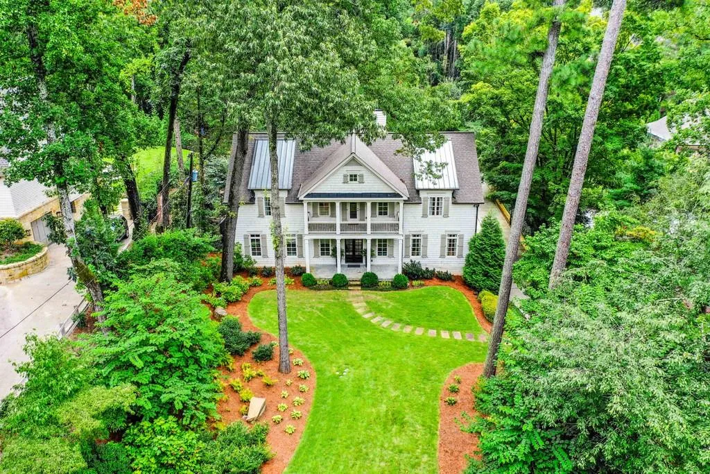 4585 Powers Ferry Road Nw, Atlanta, Georgia 30327, 5 Bedrooms Bedrooms, ,5 BathroomsBathrooms,Residential,Sold,4585 Powers Ferry Road Nw,6768300