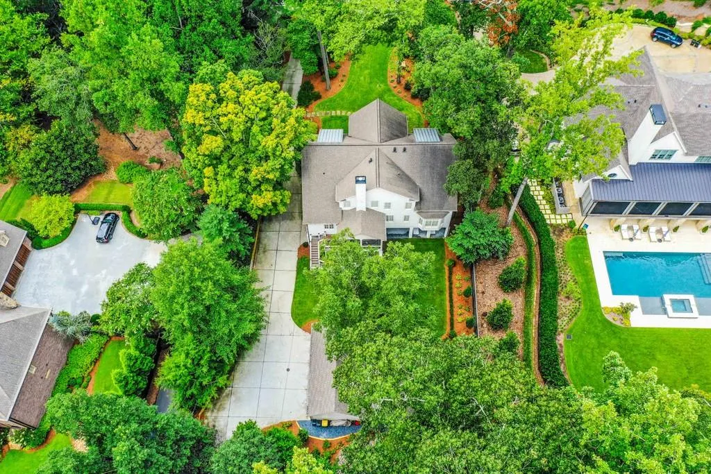 4585 Powers Ferry Road Nw, Atlanta, Georgia 30327, 5 Bedrooms Bedrooms, ,5 BathroomsBathrooms,Residential,Sold,4585 Powers Ferry Road Nw,6768300