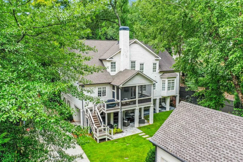 4585 Powers Ferry Road Nw, Atlanta, Georgia 30327, 5 Bedrooms Bedrooms, ,5 BathroomsBathrooms,Residential,Sold,4585 Powers Ferry Road Nw,6768300