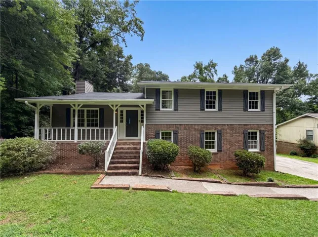 6486 Lynndale Lane, Morrow, Georgia 30260