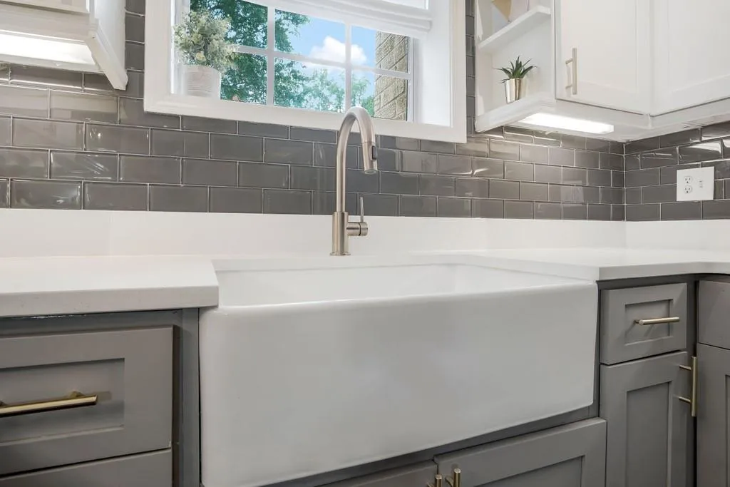5400 Roswell Road Unit N3, Atlanta, Georgia 30342, 2 Bedrooms Bedrooms, ,2 BathroomsBathrooms,Residential,Sold,5400 Roswell Road Unit N3,6823153