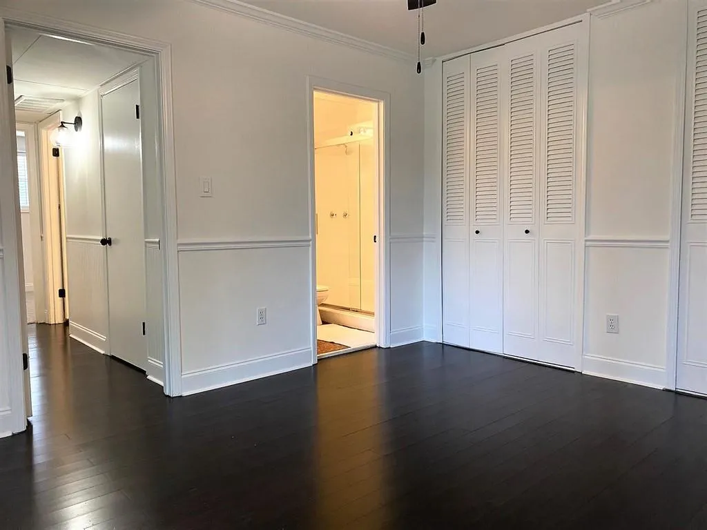 5400 Roswell Road Unit N3, Atlanta, Georgia 30342, 2 Bedrooms Bedrooms, ,2 BathroomsBathrooms,Residential,Sold,5400 Roswell Road Unit N3,6823153