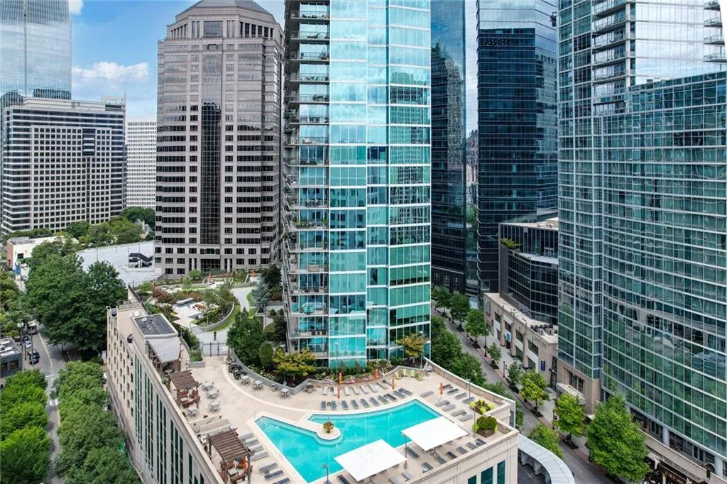 1080 Peachtree Street Ne Unit 3008, Atlanta, Georgia 30309, 1 Bedroom Bedrooms, ,1 BathroomBathrooms,Residential,For Sale,1080 Peachtree Street Ne Unit 3008,7664649