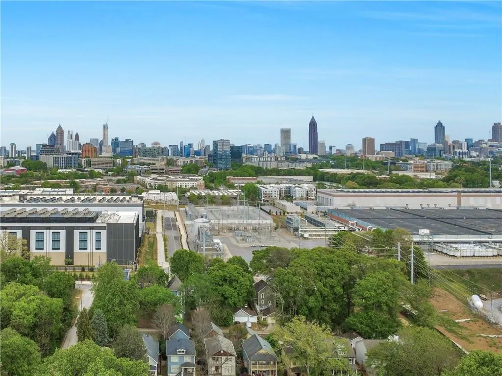 945 Longley Avenue Nw, Atlanta, Georgia 30318, 4 Bedrooms Bedrooms, 0 ,2 BathroomsBathrooms,Residential,For Sale,945 Longley Avenue Nw,7749701