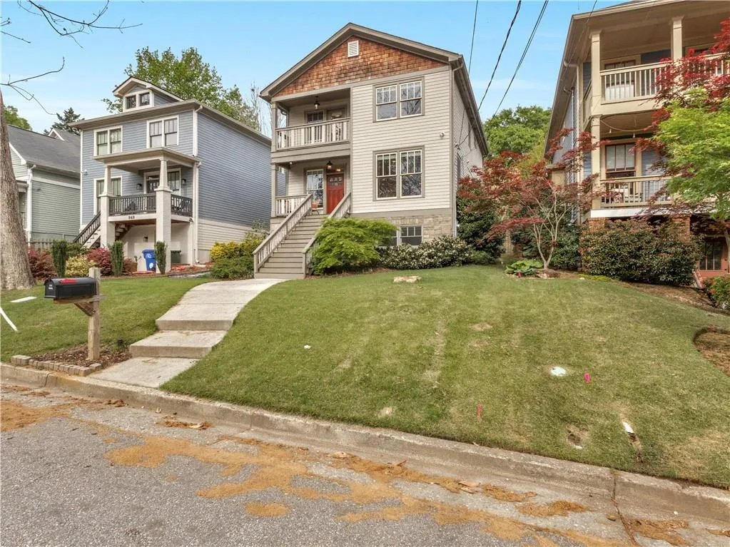 945 Longley Avenue Nw, Atlanta, Georgia 30318, 4 Bedrooms Bedrooms, 0 ,2 BathroomsBathrooms,Residential,For Sale,945 Longley Avenue Nw,7749701