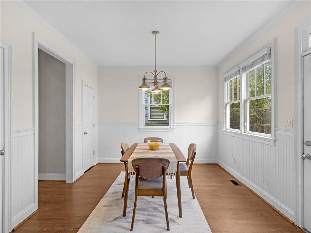 945 Longley Avenue Nw, Atlanta, Georgia 30318, 4 Bedrooms Bedrooms, 0 ,2 BathroomsBathrooms,Residential,For Sale,945 Longley Avenue Nw,7749701
