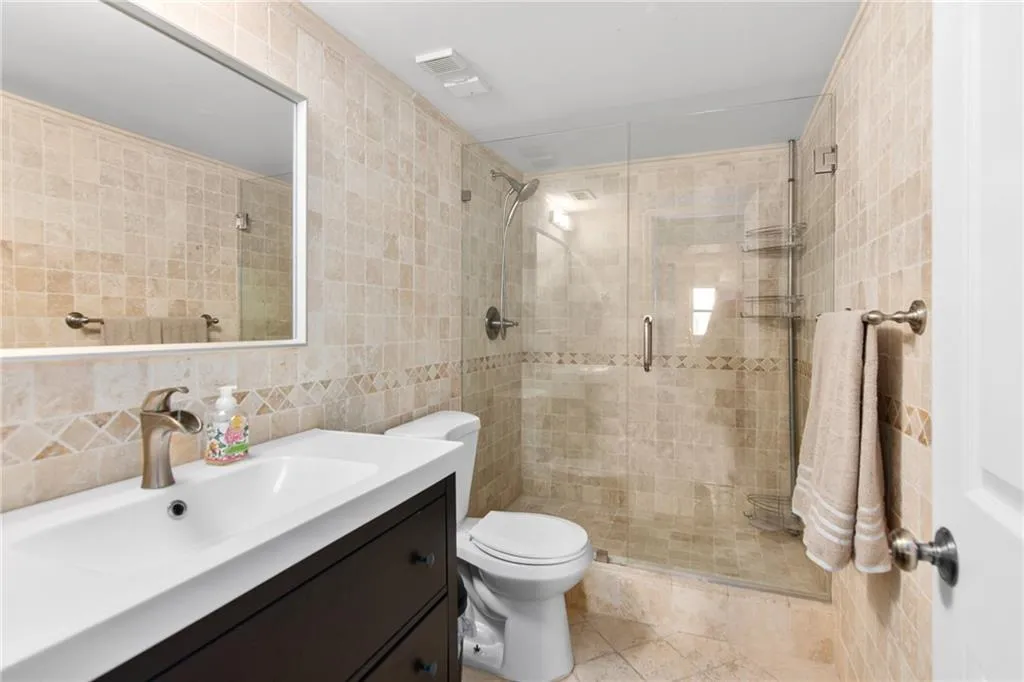 795 Hammond Drive Unit 1707, Atlanta, Georgia 30328, 2 Bedrooms Bedrooms, ,2 BathroomsBathrooms,Residential,Sold,795 Hammond Drive Unit 1707,7110838
